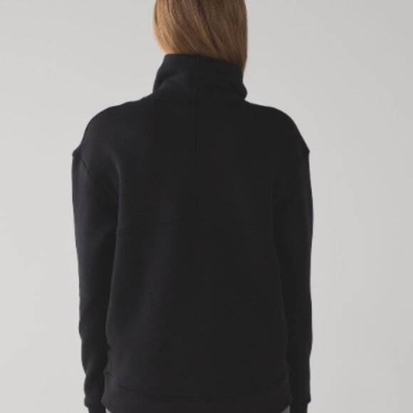 Lululemon Kick The Cold Funnel Neck Size 2 - Picture 2 of 4